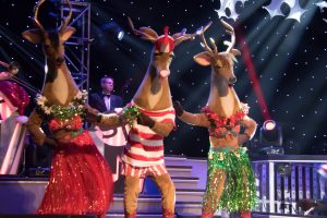 1181029 Shoji Tabuchi Christmas Rudolph Reindeer 1 300x200 - Shoji returns to the Branson stage with his incredible Christmas show