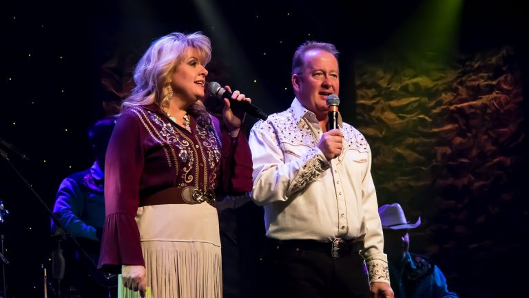 Amazing country music "down home country" style 181203 Melody Hart Jamie Haage Duet 1 768x432 - Amazing country music "down home country" style
